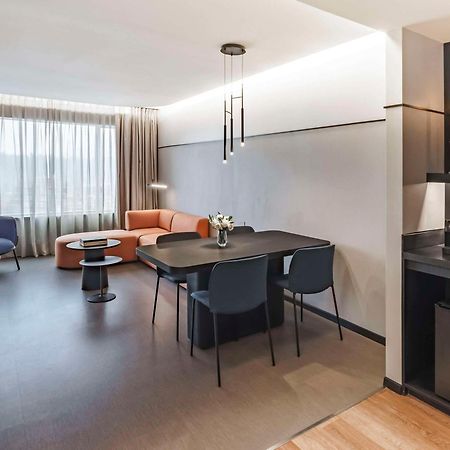 Pullman Santiago Vitacura 외부 사진 A suite at the hotel