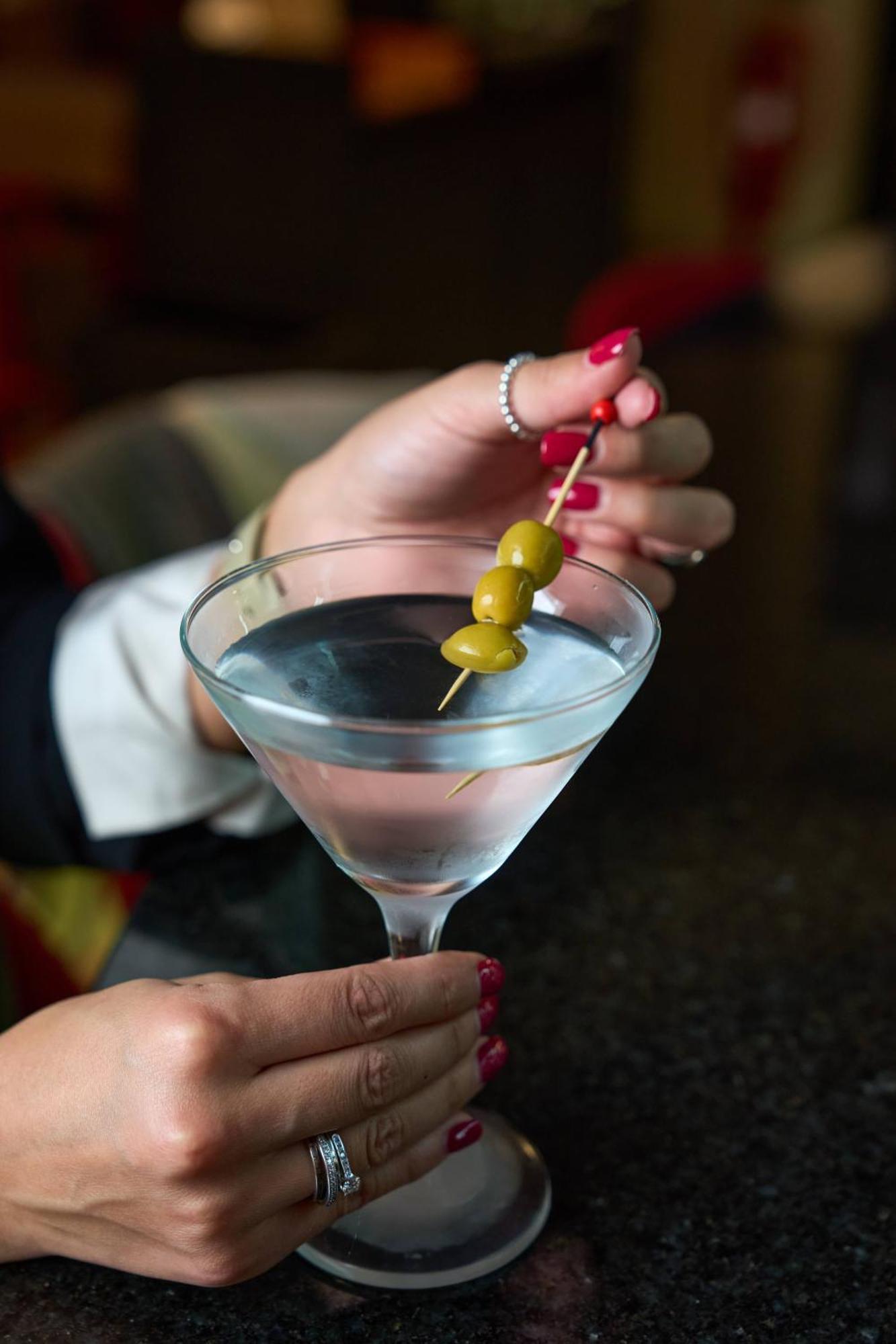 Pullman Santiago Vitacura 외부 사진 A dry martini